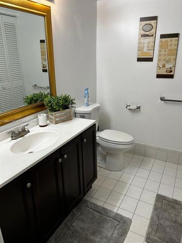 17800 N Bay Rd 405, Sunny Isles Beach, FL 33160