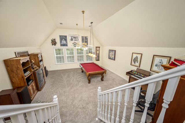 5398 Woods Edge Dr, Lebanon, TN 37090