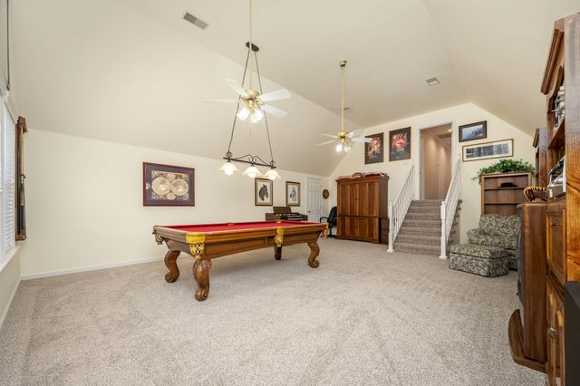 5398 Woods Edge Dr, Lebanon, TN 37090