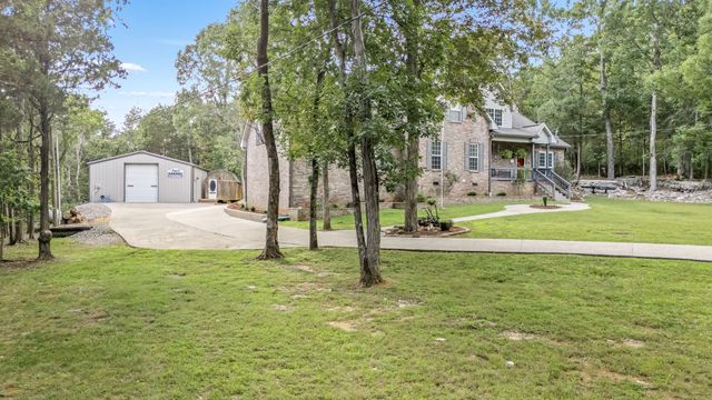 5398 Woods Edge Dr, Lebanon, TN 37090