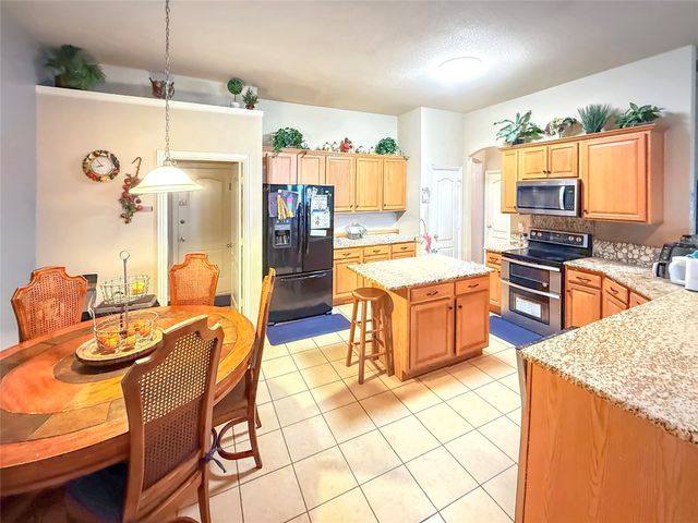 1602 Grey Willow Lane, Arlington, TX 76002