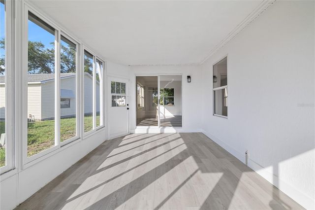 843 BOLIVAR STREET, Lady Lake, FL 32159