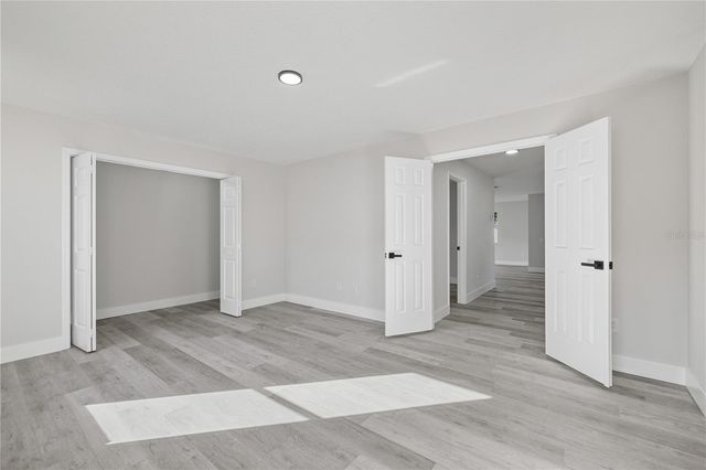 843 BOLIVAR STREET, Lady Lake, FL 32159
