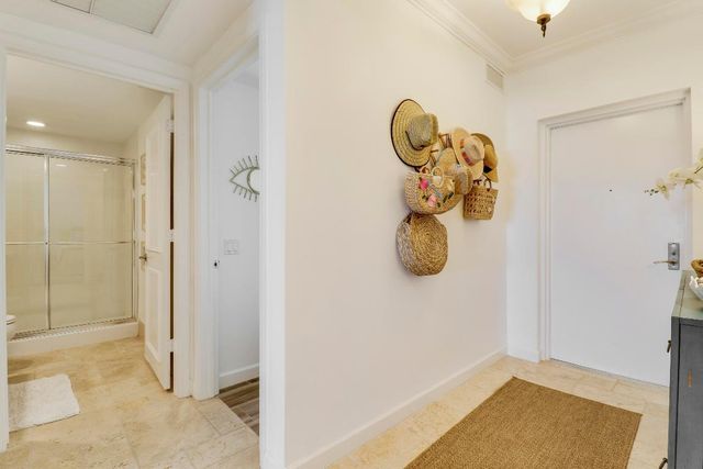 2640 Lake Shore Drive 1508, Riviera Beach, FL 33404