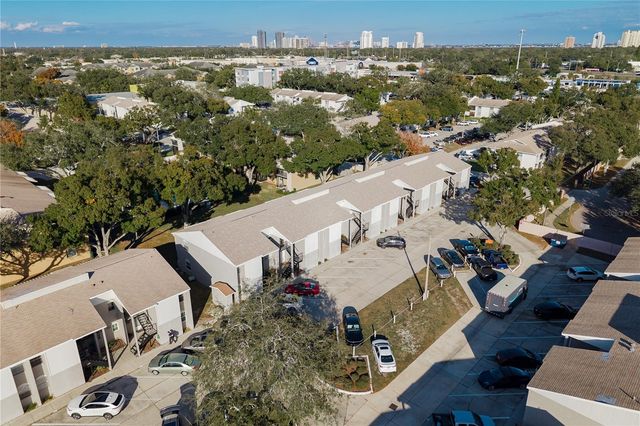 4507 S OAK DRIVE P72, Tampa, FL 33611