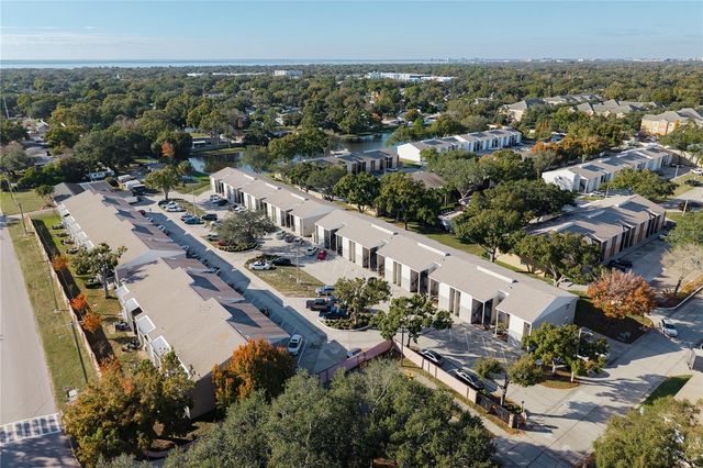 4507 S OAK DRIVE P72, Tampa, FL 33611