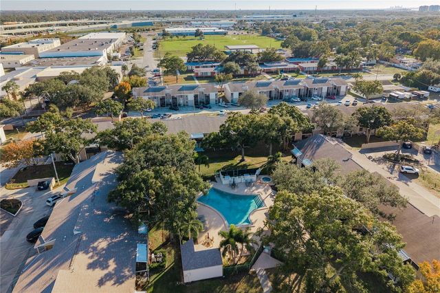 4507 S OAK DRIVE P72, Tampa, FL 33611