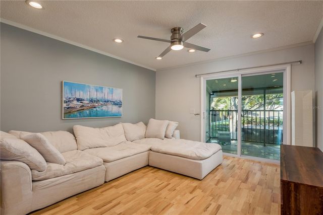 4507 S OAK DRIVE P72, Tampa, FL 33611