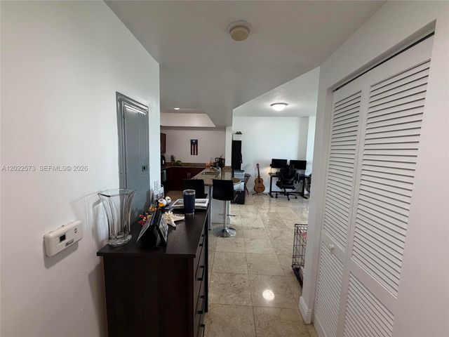 7266 SW 88th St A203, Miami, FL 33156