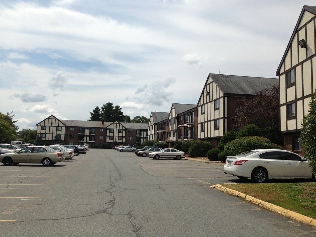 59 Highland Glen Dr 318, Randolph, MA 02368