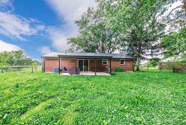 8486 US Route 127, West Manchester, OH 45382