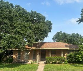 6026 Killarmet, Corpus Christi, TX 78413