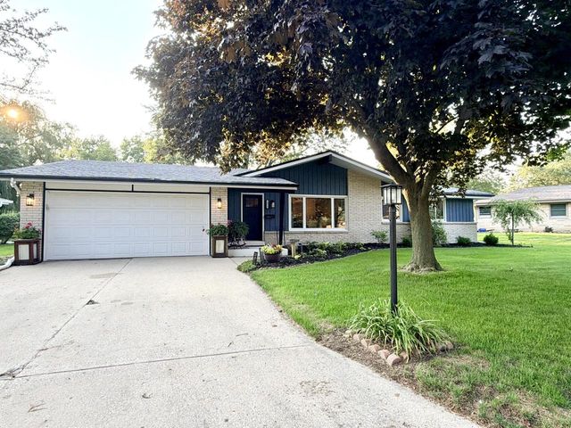 5938 Sugarbush LANE, Greendale, WI 53129