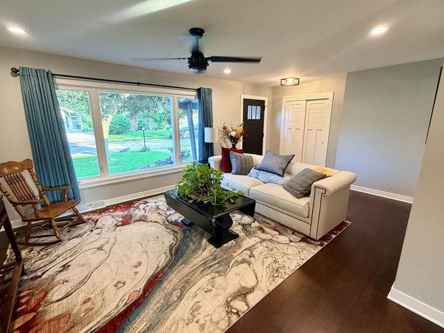 5938 Sugarbush LANE, Greendale, WI 53129