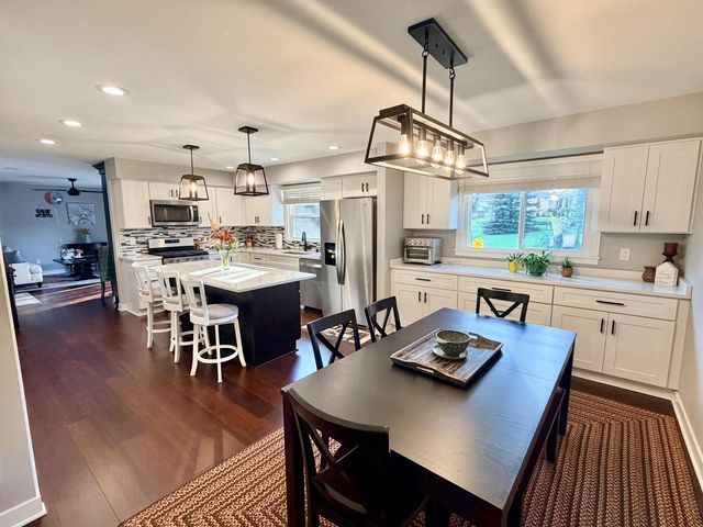 5938 Sugarbush LANE, Greendale, WI 53129