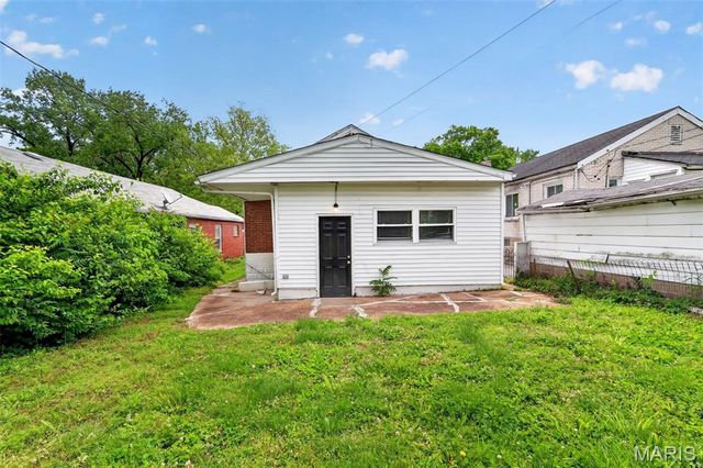4115 Begg Boulevard, St Louis, MO 63121