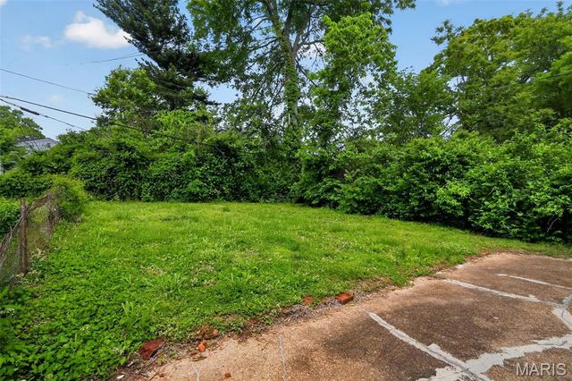 4115 Begg Boulevard, St Louis, MO 63121