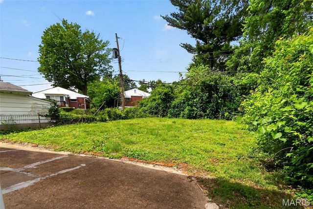 4115 Begg Boulevard, St Louis, MO 63121