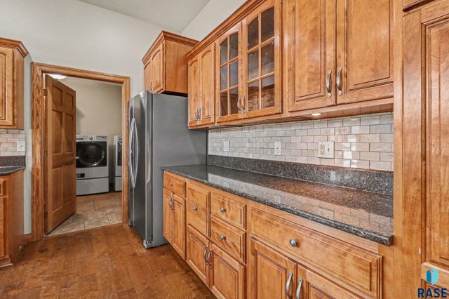 1004 Laquinta St Street, Sioux Falls, SD 57108