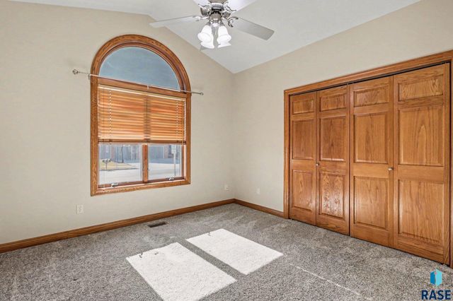 1004 Laquinta St Street, Sioux Falls, SD 57108