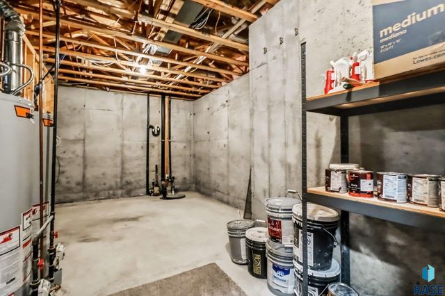 1004 Laquinta St Street, Sioux Falls, SD 57108