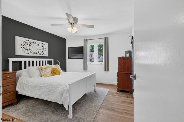 39 Piney Branch Rd, East Windsor Twp., NJ 08512