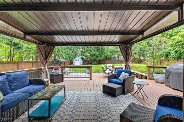 39 Piney Branch Rd, East Windsor Twp., NJ 08512