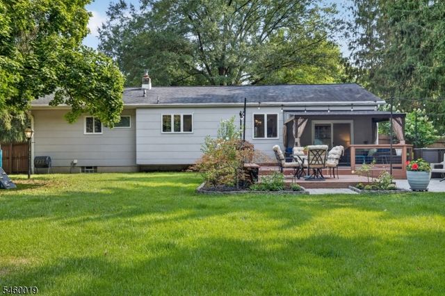 39 Piney Branch Rd, East Windsor Twp., NJ 08512