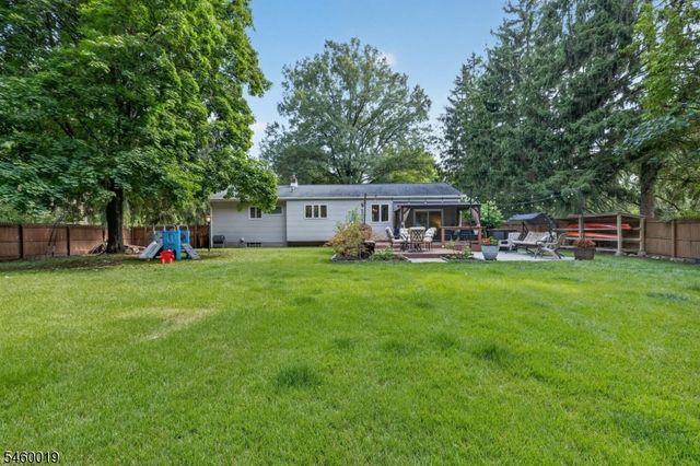 39 Piney Branch Rd, East Windsor Twp., NJ 08512
