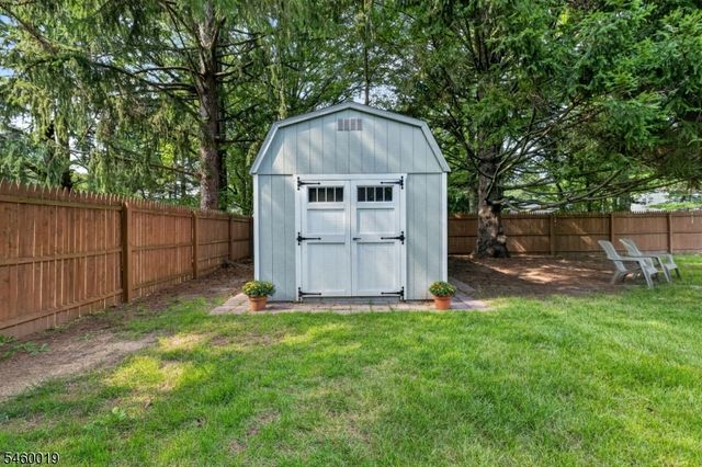 39 Piney Branch Rd, East Windsor Twp., NJ 08512