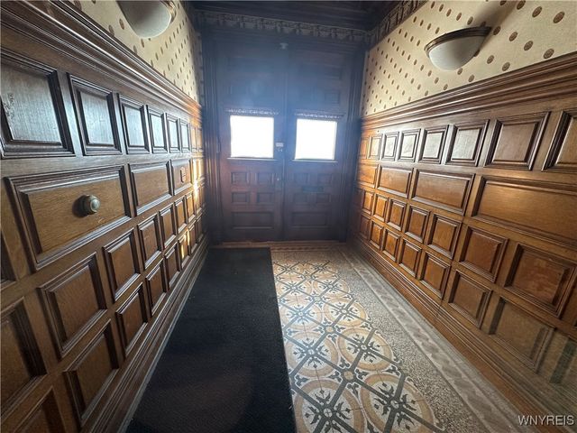 1160 Main Street, Buffalo, NY 14209