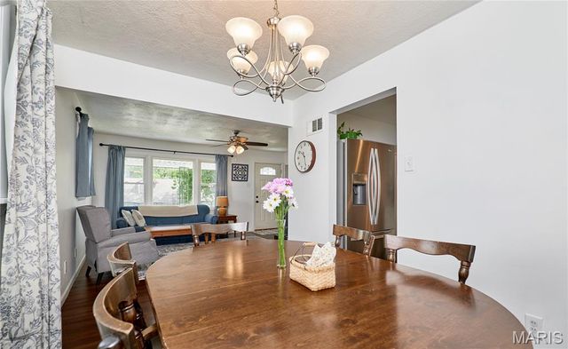 10220 Baltimore Avenue, St Ann, MO 63074