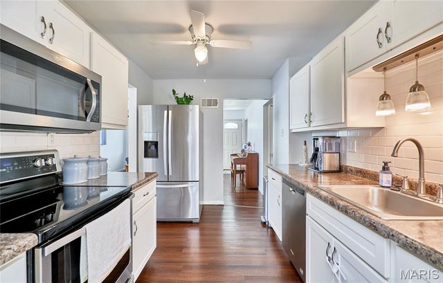 10220 Baltimore Avenue, St Ann, MO 63074