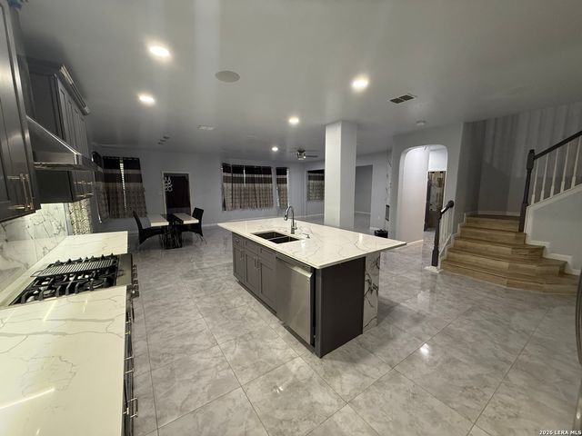 1422 WINSTON CV, San Antonio, TX 78260
