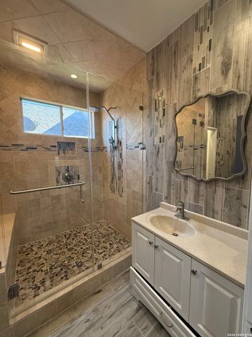 1422 WINSTON CV, San Antonio, TX 78260