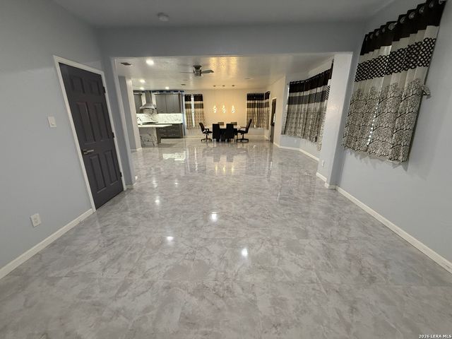 1422 WINSTON CV, San Antonio, TX 78260