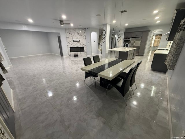 1422 WINSTON CV, San Antonio, TX 78260