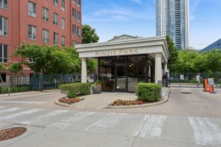 473 N Clinton Street, Chicago, IL 60654