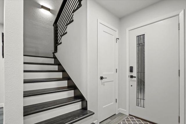 1916 Shorewood Drive, Grapevine, TX 76051