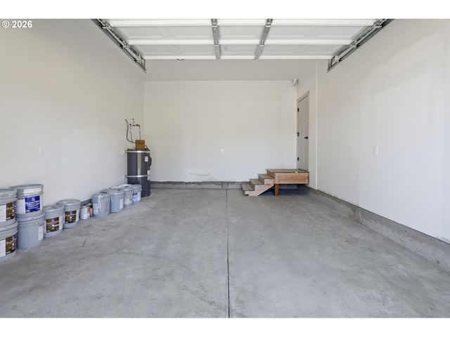 8712 Se CLATSOP St, Happy Valley, OR 97086
