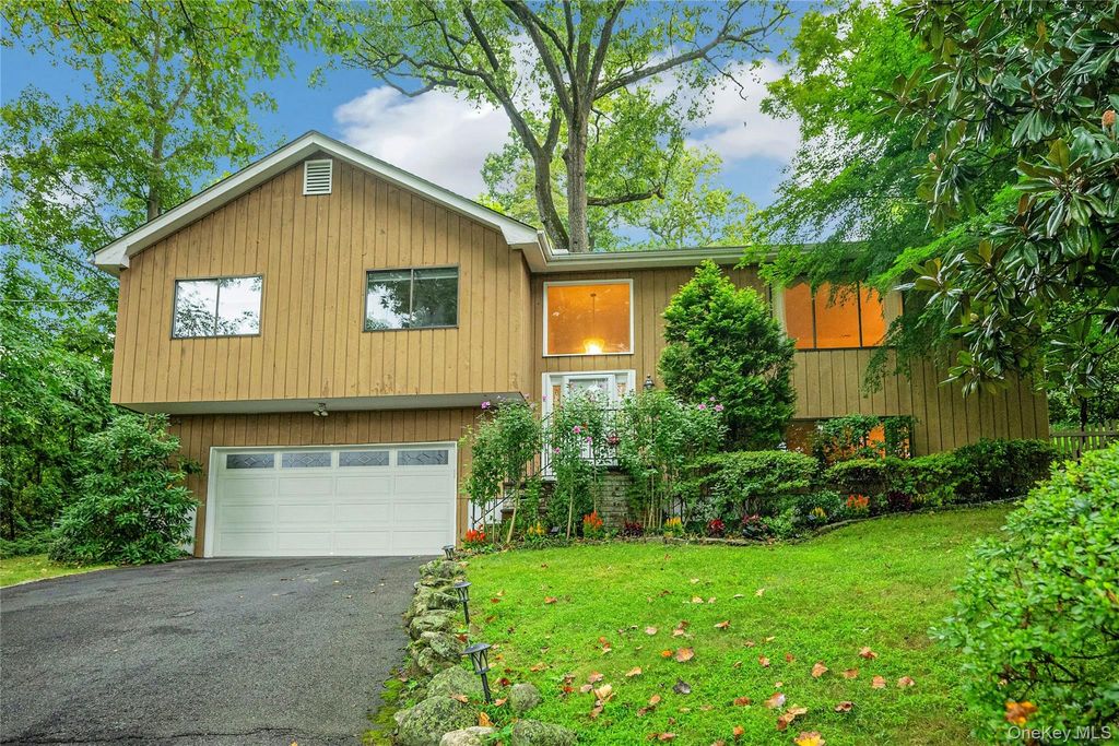 44 Hillside Lane, New Rochelle, NY 10804 — photo 2