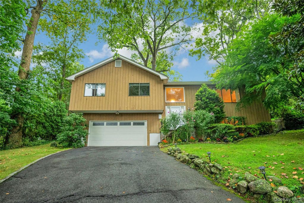 44 Hillside Lane, New Rochelle, NY 10804 — photo 3