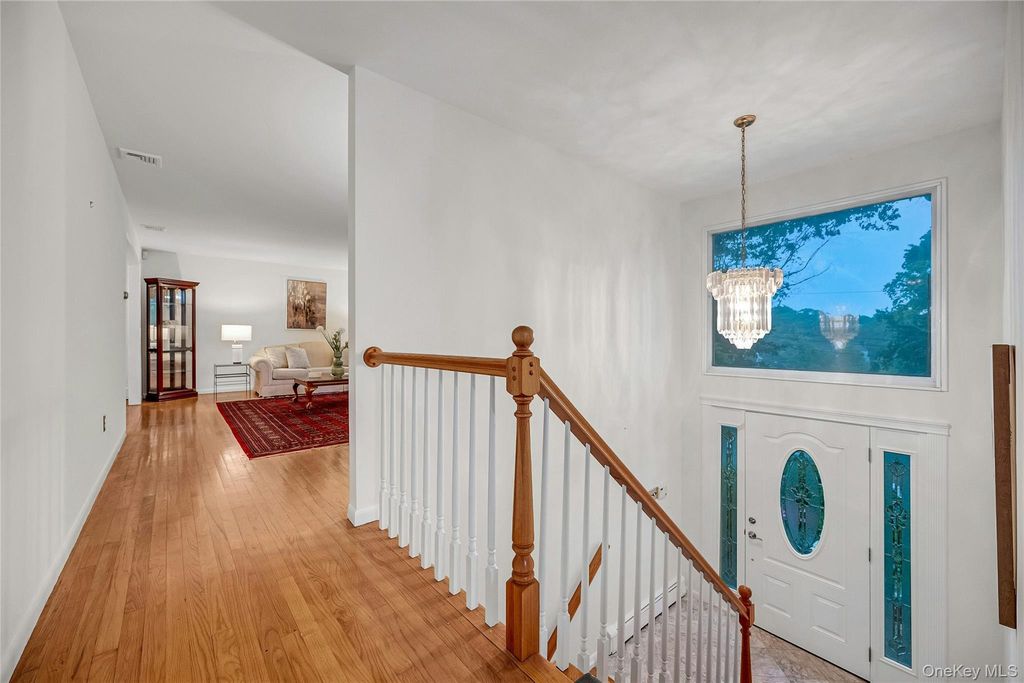 44 Hillside Lane, New Rochelle, NY 10804 — photo 5