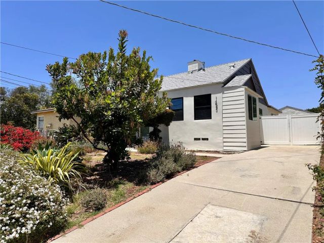 1453 W 215th, Torrance, CA 90501