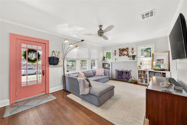 2504 HARRISON AVENUE, Orlando, FL 32804