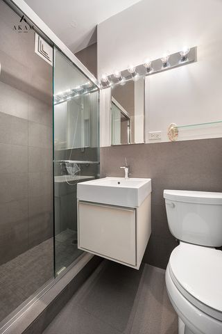 112 W 72nd St Apt 11D, New York City, NY 10023