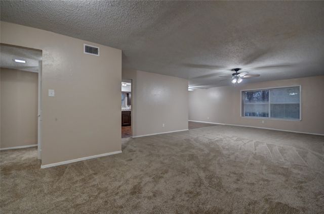 3319 Crites Street 203, Richland Hills, TX 76118