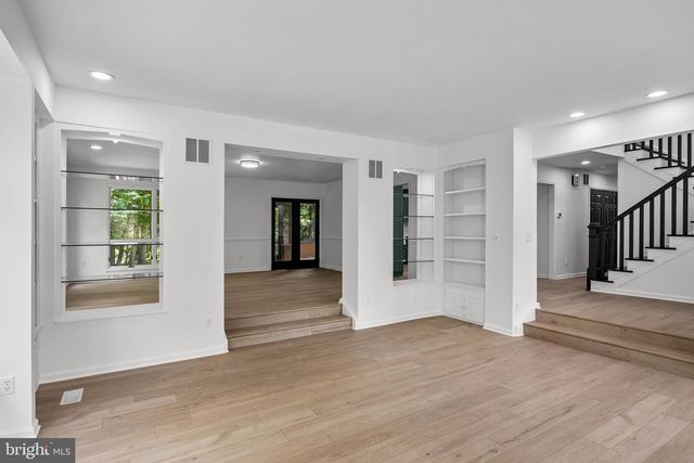39 BRIDGE RD, Lumberton, NJ 08048