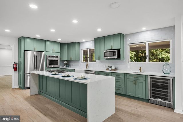 39 BRIDGE RD, Lumberton, NJ 08048