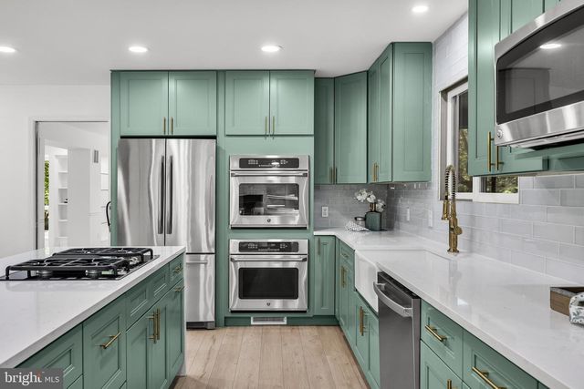 39 BRIDGE RD, Lumberton, NJ 08048